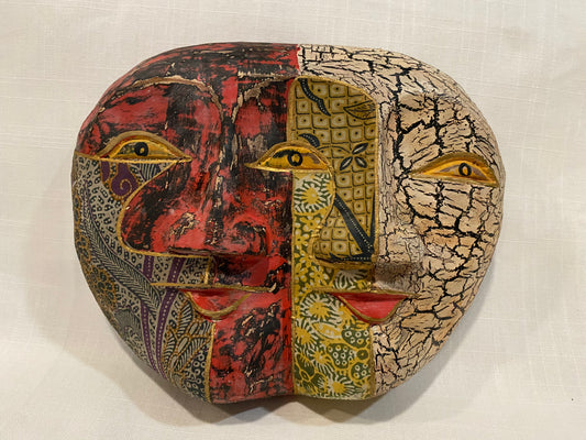 Island Spirit – Hand-Carved Indonesian Wooden Mask
