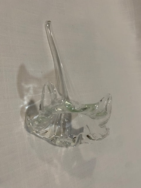 Trumpet Bloom – Vintage Hand-Blown Glass Lily Bud Vase