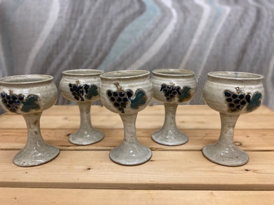 Vineyard Evenings – Handcrafted Wine Goblets with Grape Motif