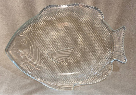 Coastal Catch – Vintage Arcoroc France Fish Embossed Glass Serving Plate