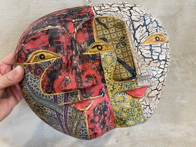 Island Spirit – Hand-Carved Indonesian Wooden Mask