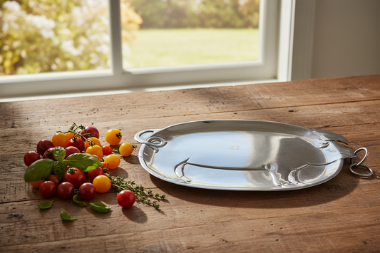 Farmstead Whimsy – 1979 Vandor Aluminum Pig Serving Tray