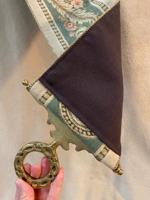 Gilded Manor – Vintage Brass-Tipped Bell Pull Tapestry